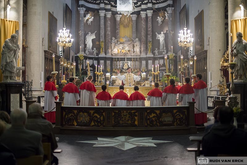 Paaswake2015 St-Andrieskerk